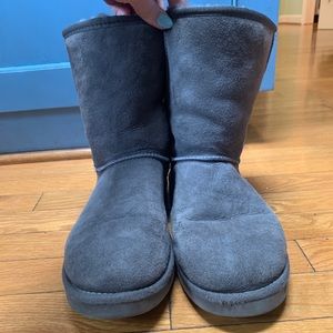 Ugg Classic Short Boots